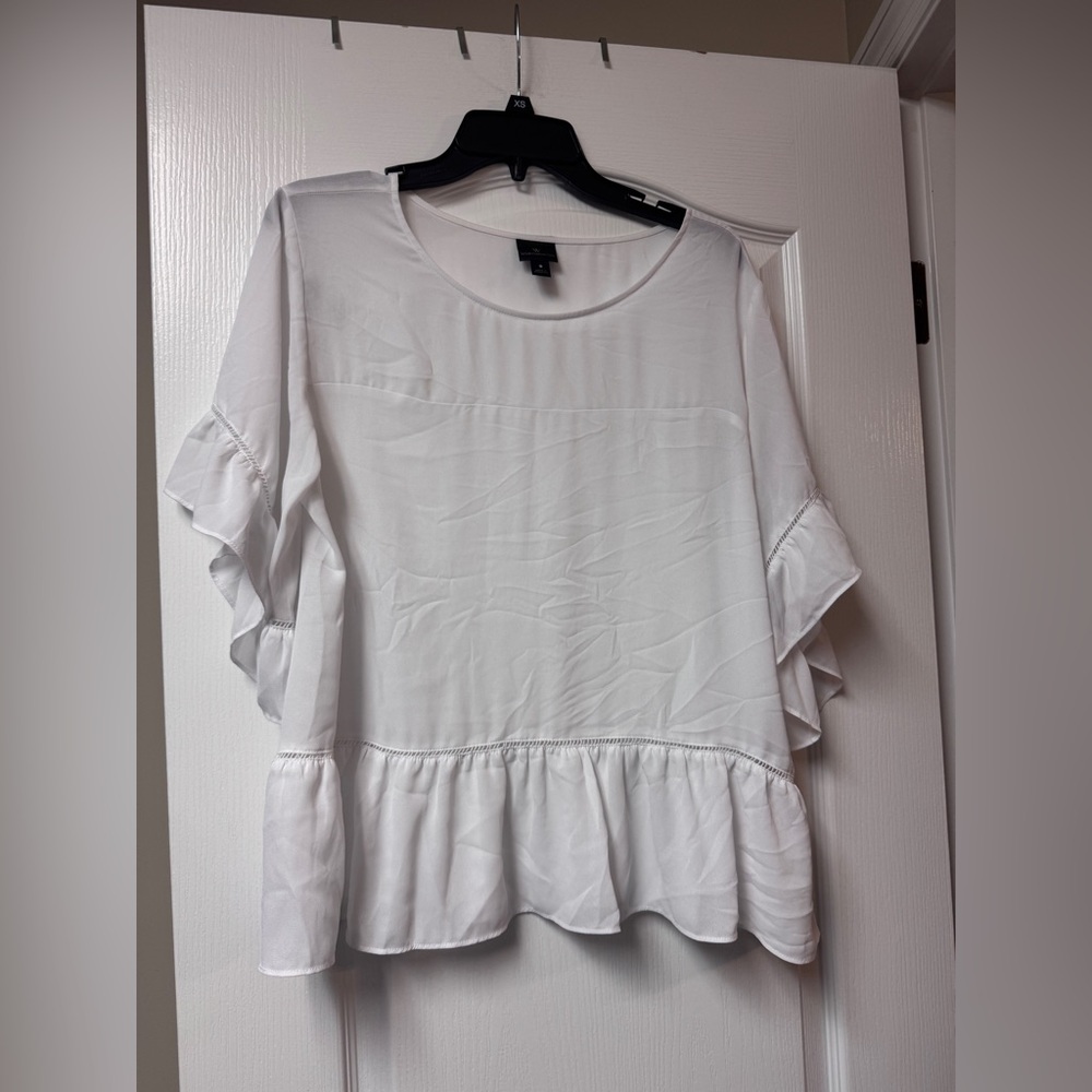 Worthington White Ruffle Sleeve Blouse